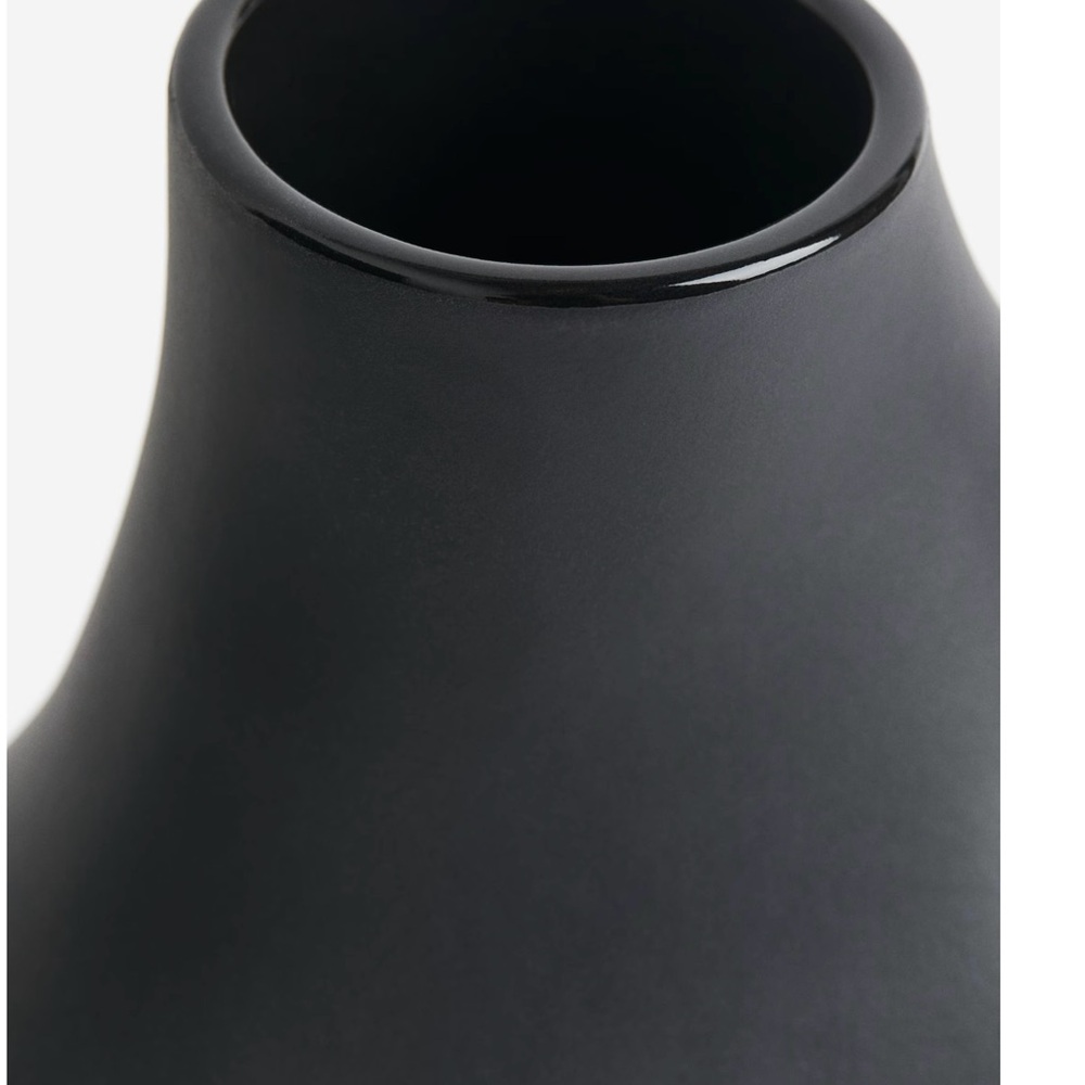 Modern Black Sculptural Vase - Picture 4 of 5